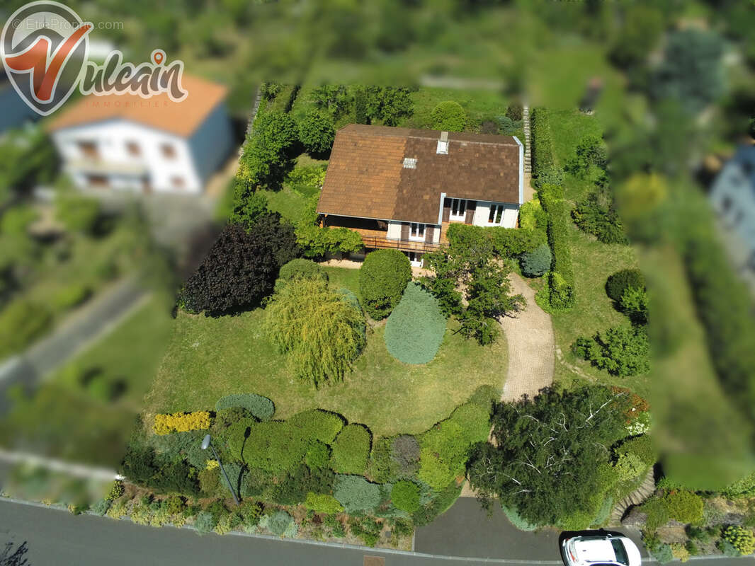 Maison à COURNON-D'AUVERGNE