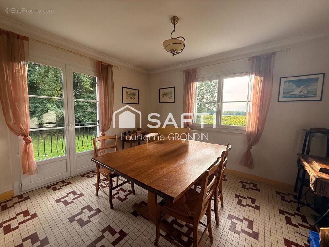 Photo 1 - Maison à SAINT-HILAIRE-DE-VILLEFRANCHE