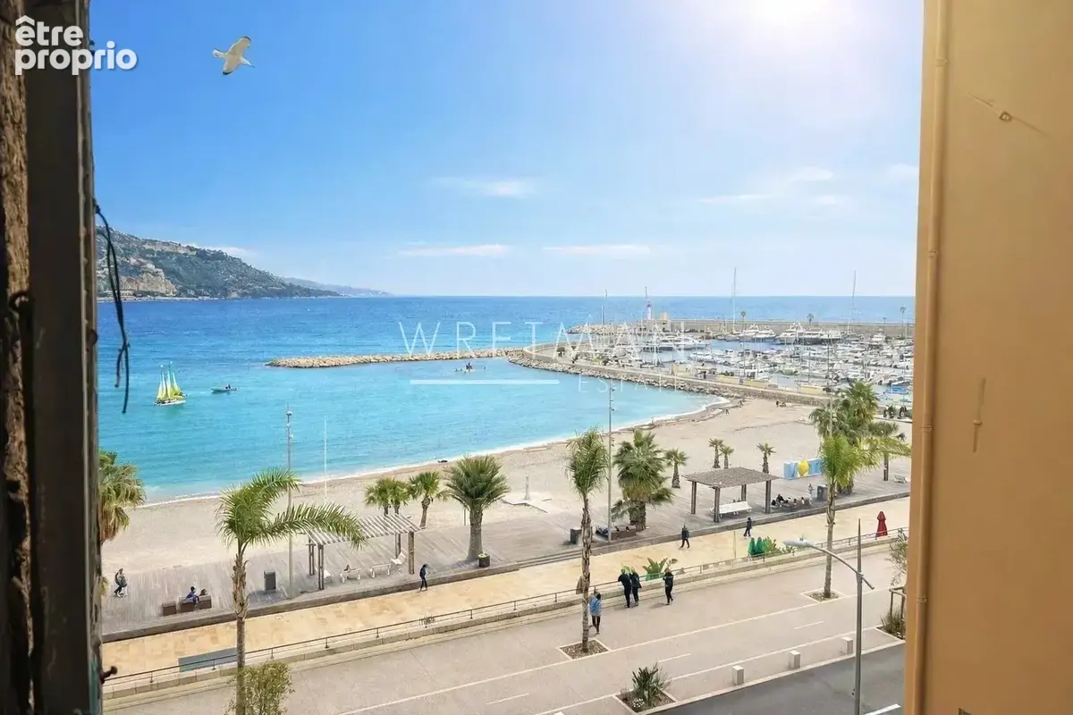Appartement 2 pièces avec vue mer - Menton Vieux Port - photo 2