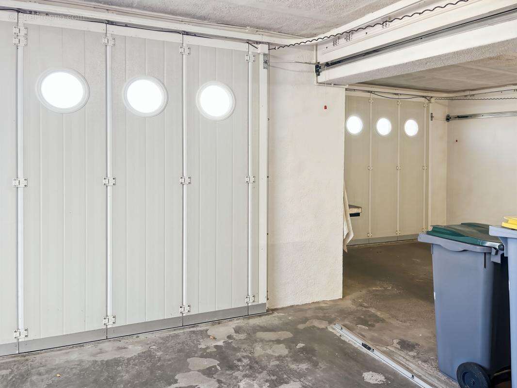 Maison À Vendre composée de 2 appartements (3 et 4 pièces) - photo 24