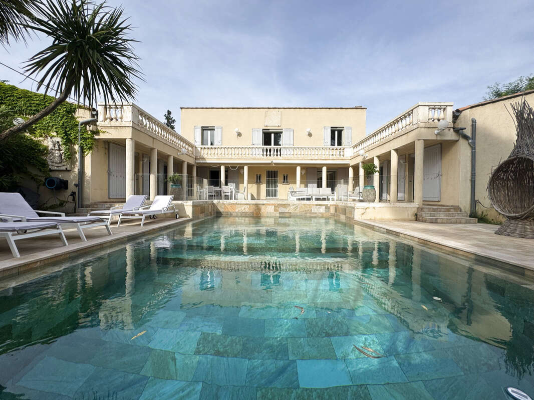 Maison à NIMES