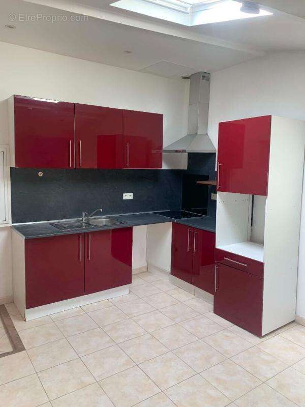 Appartement à TOURVES