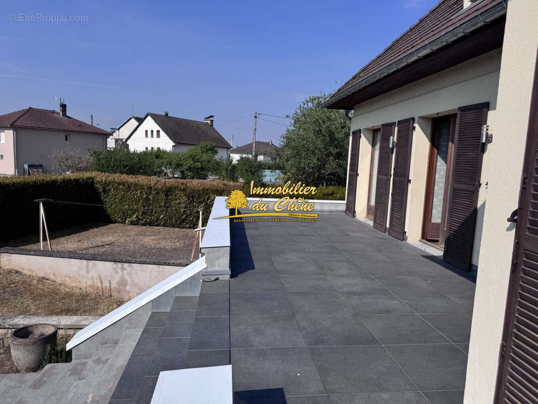 Maison 134 m² à Saint-Loup-Sur-Semouse  - photo 3