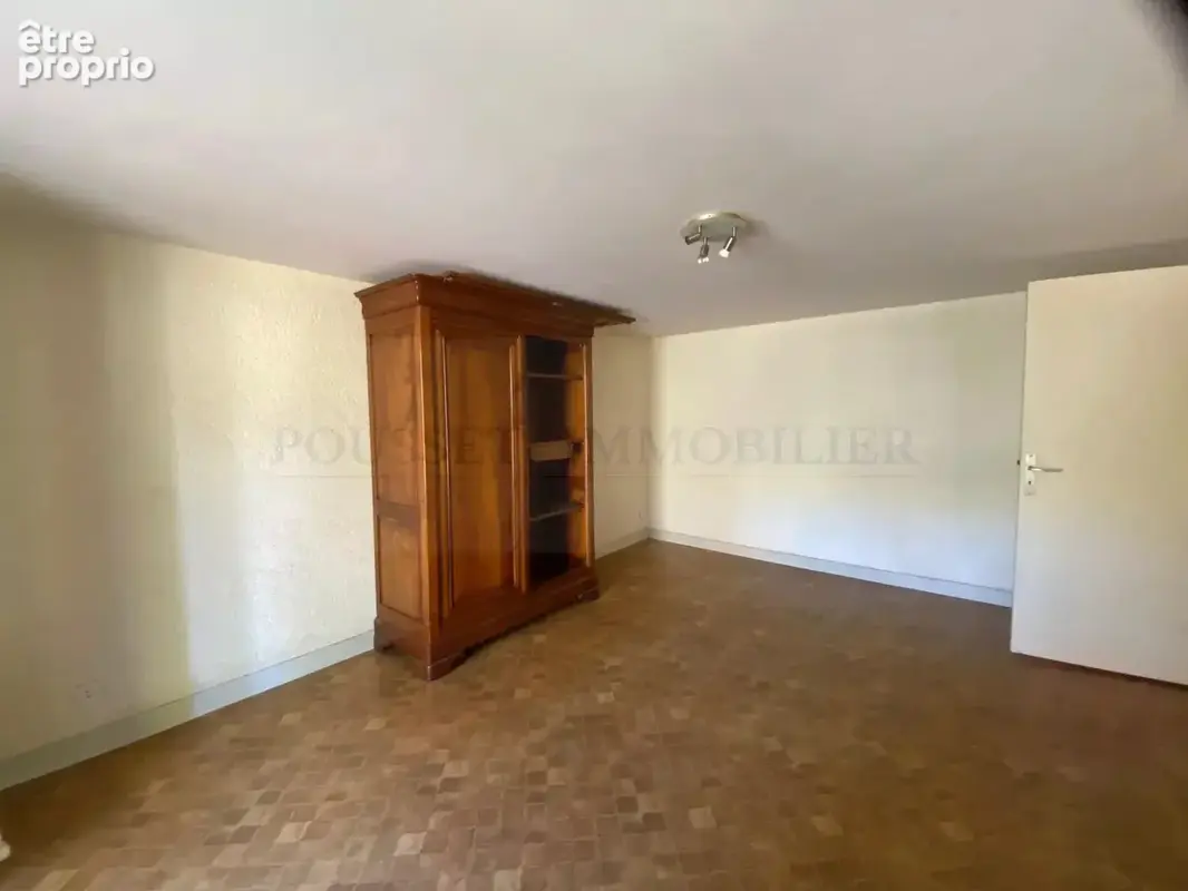 Jolie maison avec jardin de 1482 m². a proximite immediate d'un village medieval tous commerces (46700) - photo 7