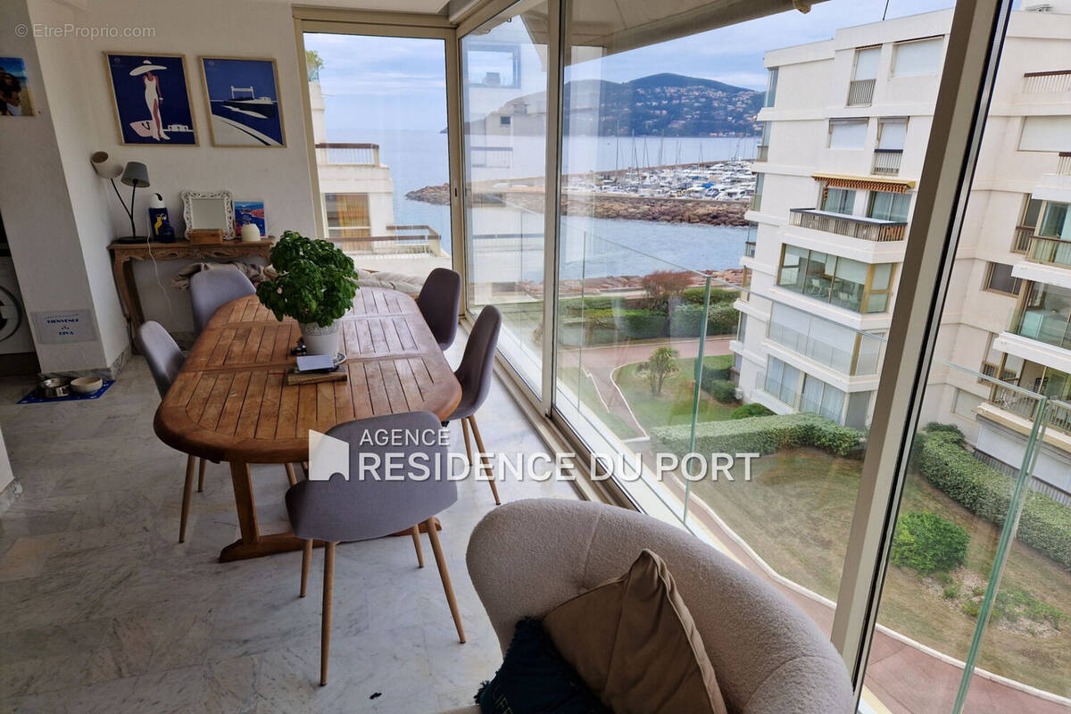 Appartement à MANDELIEU-LA-NAPOULE