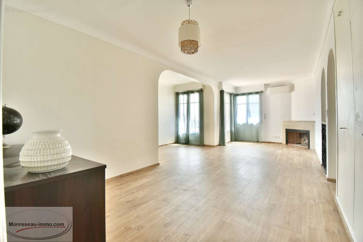 Appartement à LE CANNET