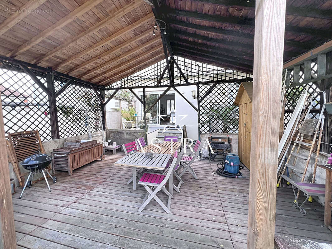 Maison à WISSOUS