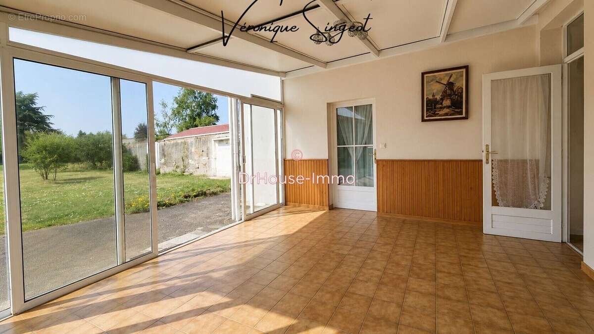 Maison 116 m² à Petosse  - photo 14