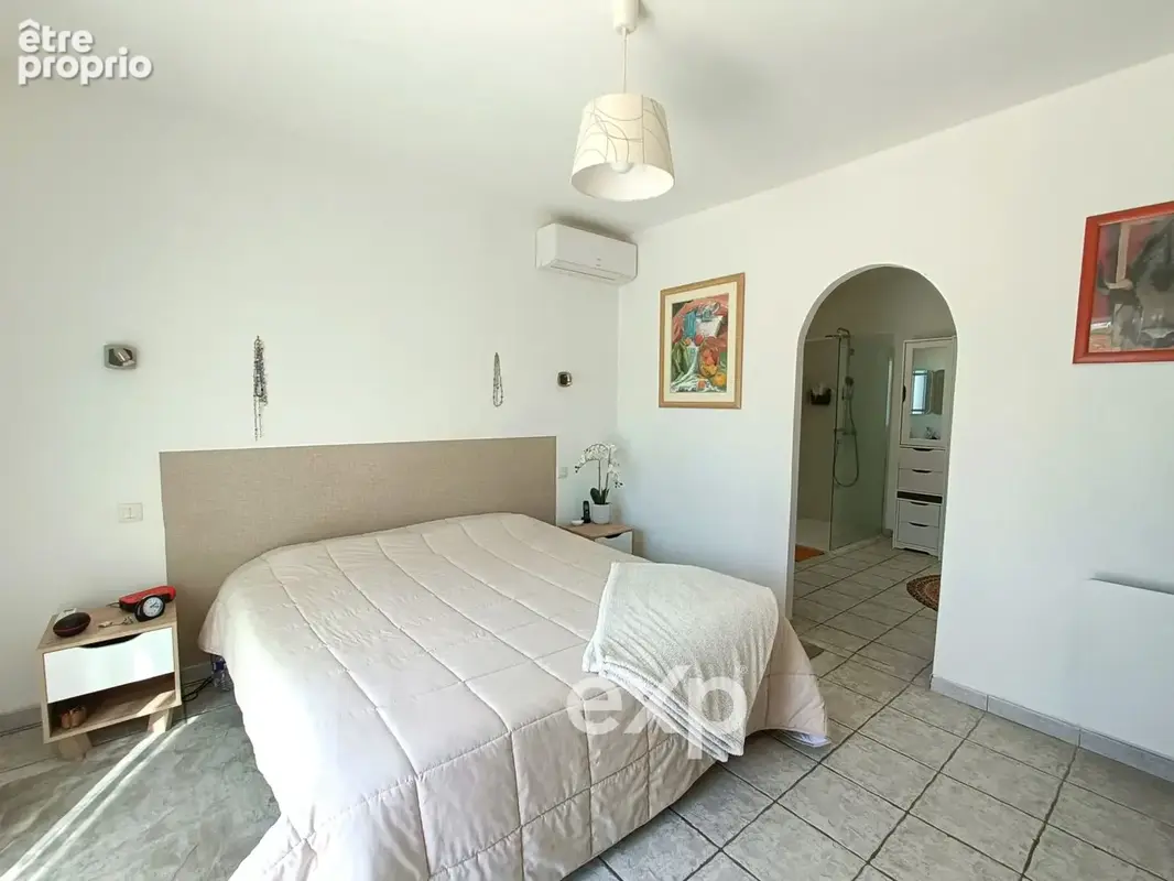 Maison 175 m² à Montblanc  - photo 6