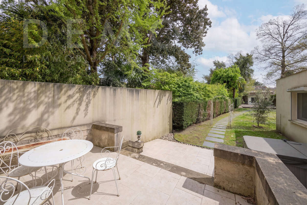 Appartement à BORDEAUX
