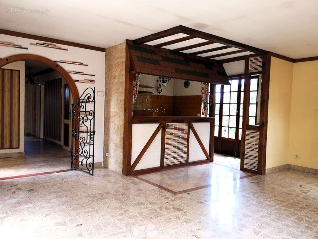 Maison à SAINT-GERMAIN-LE-GAILLARD