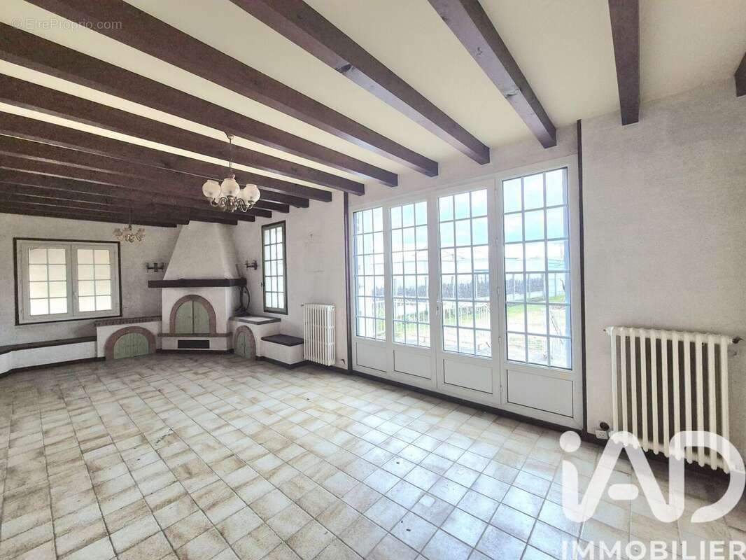 Photo 8 - Maison à LOUZY