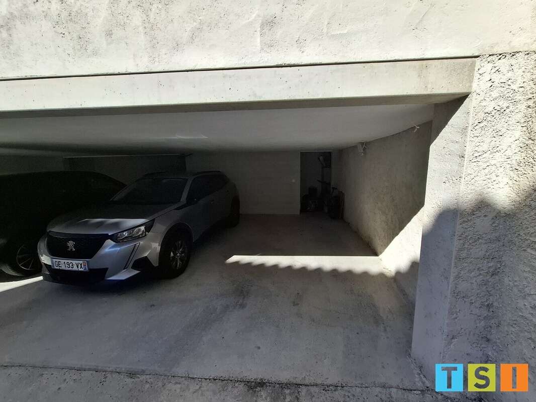 Appartement à VALENTINE