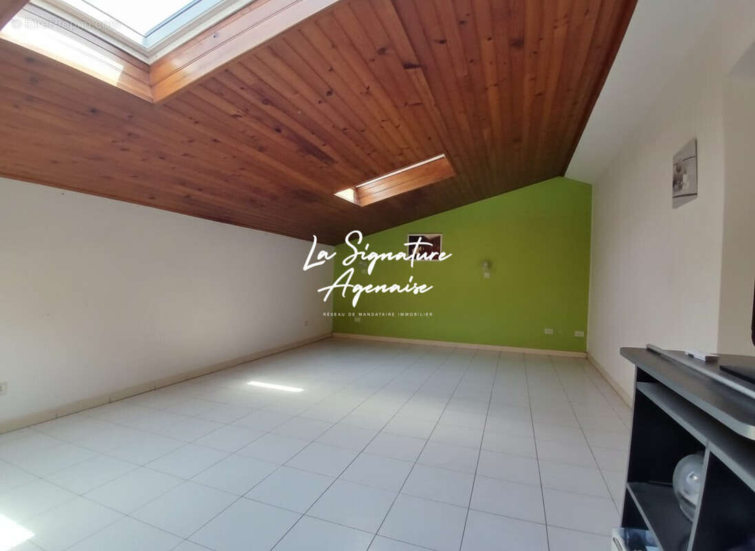 Maison 100 m² à Pommevic  - photo 6