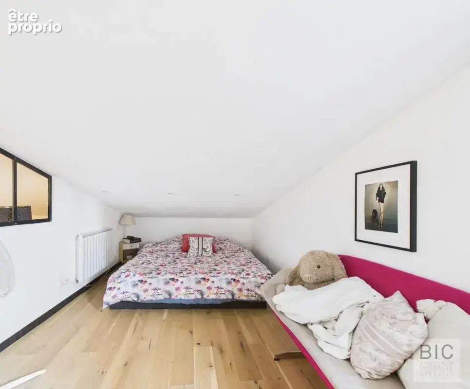 A vendre très joli appartement entièrement rénové - photo 9