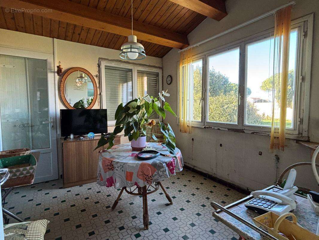 Maison à LA BREE-LES-BAINS