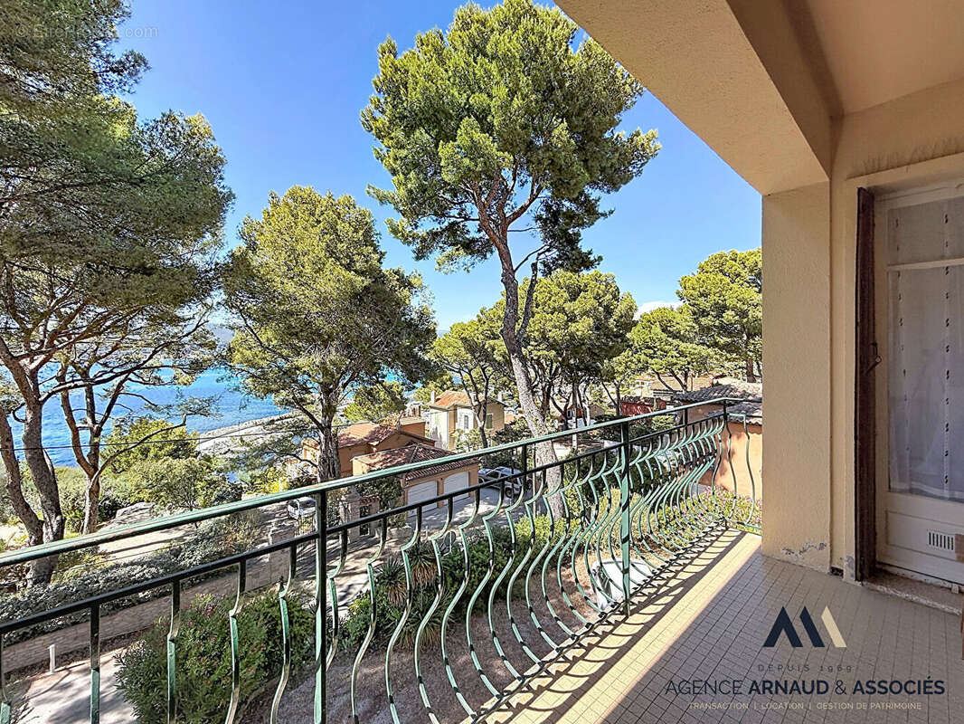 Appartement à SAINT-CYR-SUR-MER