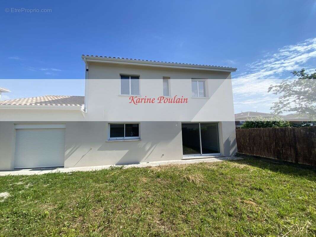 Maison à BASSENS