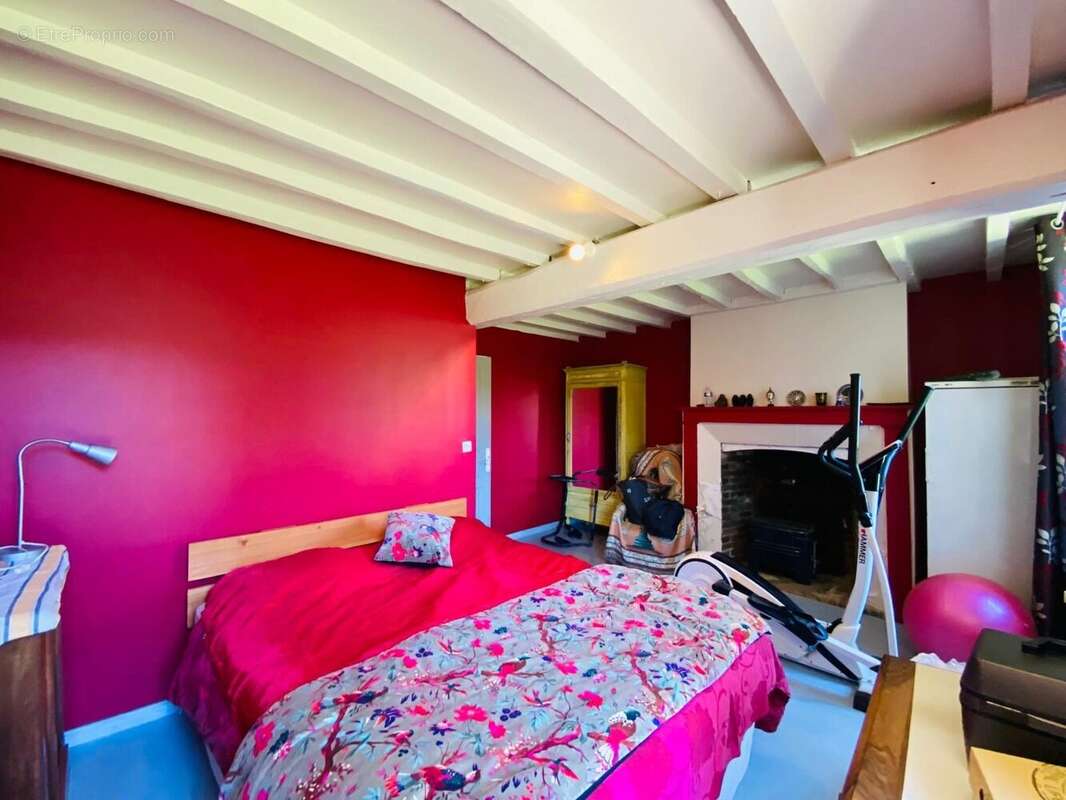 Maison à CHAUMOT