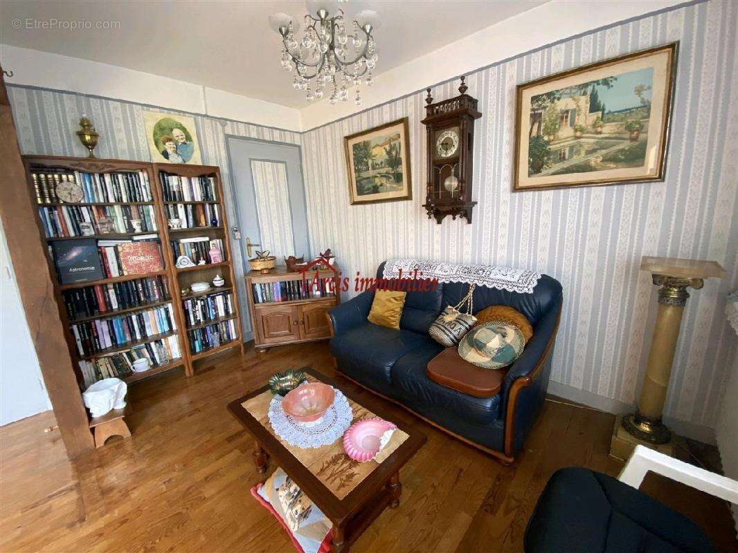 Maison à MAILLY-LE-CAMP