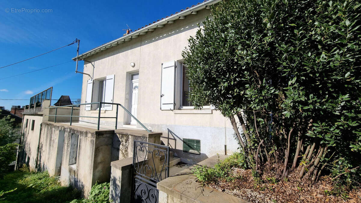 20251030_105340 - Maison à NONTRON