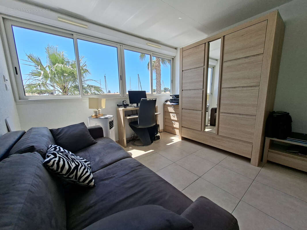 Malfato / ile des marinas - bel appartement avec 2 chambres et parking - photo 8