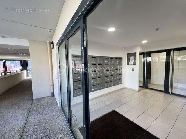 Bel appartement T2, 38m2, une chambre avec 2 balcons + un parking - photo 12