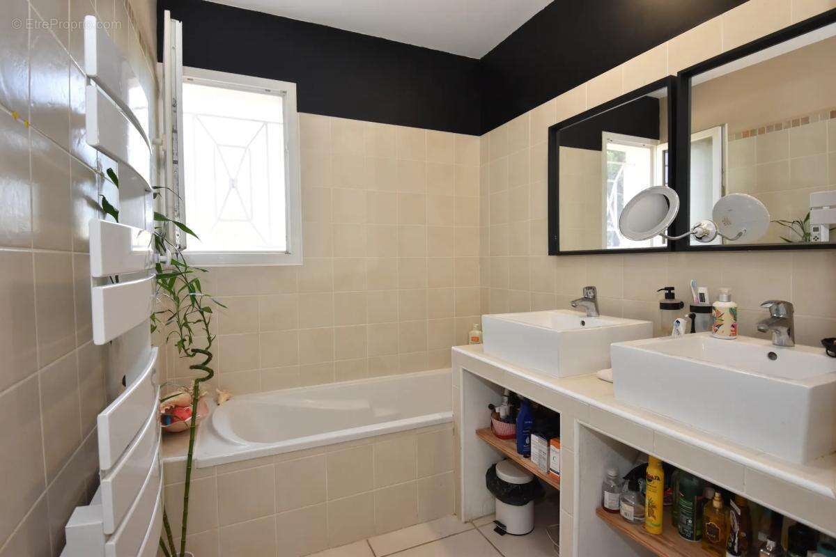 Appartement à CARCASSONNE