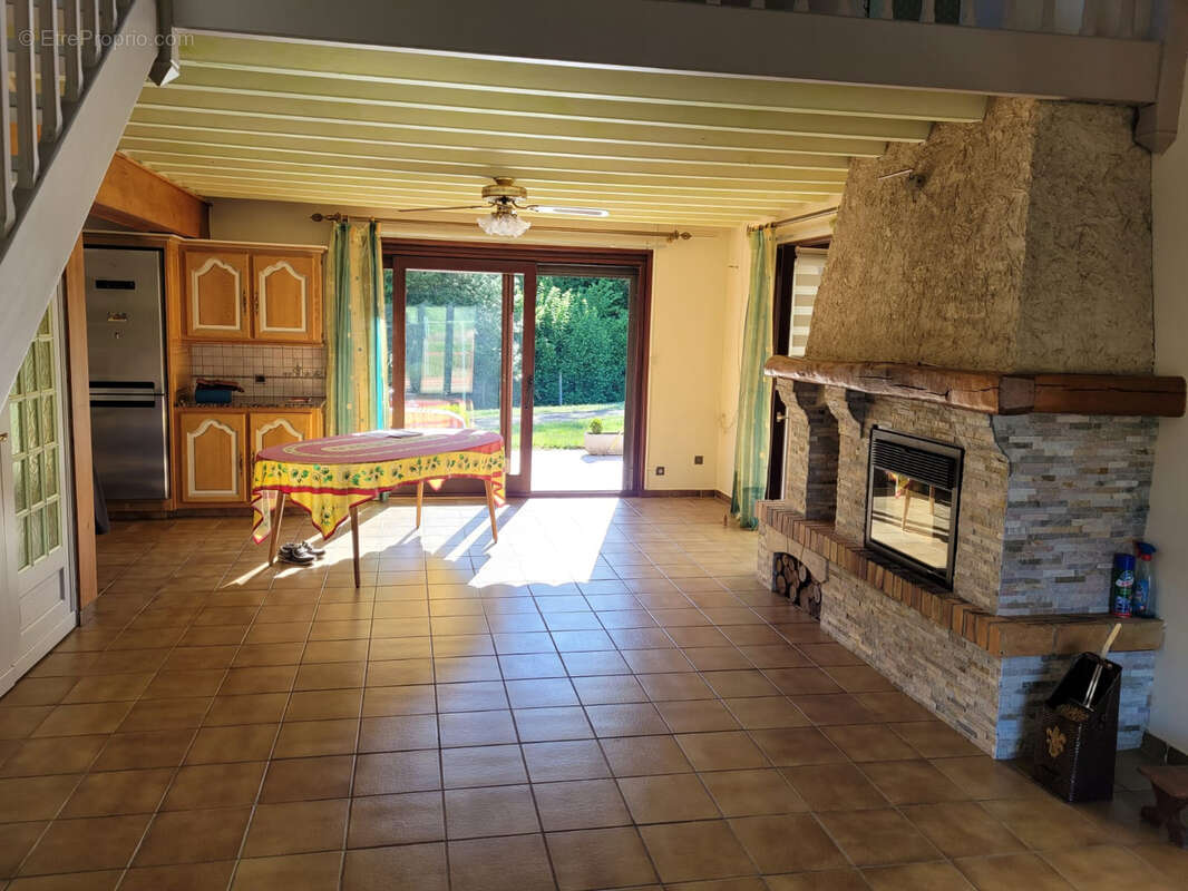 Maison à VADENCOURT