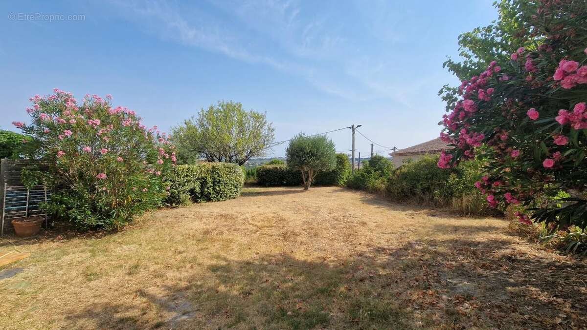 Maison avec garage et piscine - photo 10