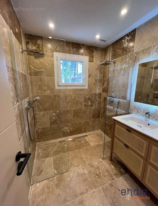 Maison à TRANS-EN-PROVENCE