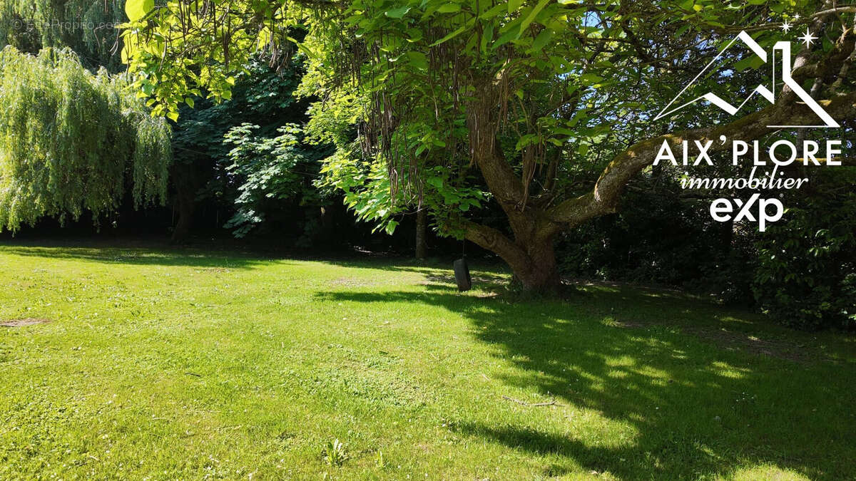 Maison 203 m² à Attignat  - photo 5