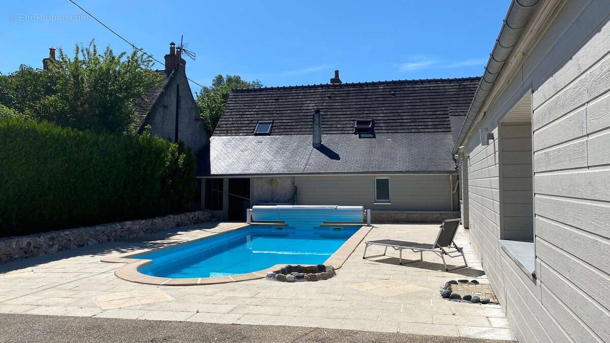Maison familiale avec piscine et jardin arboré à Chaumont-sur-Loire - photo 2