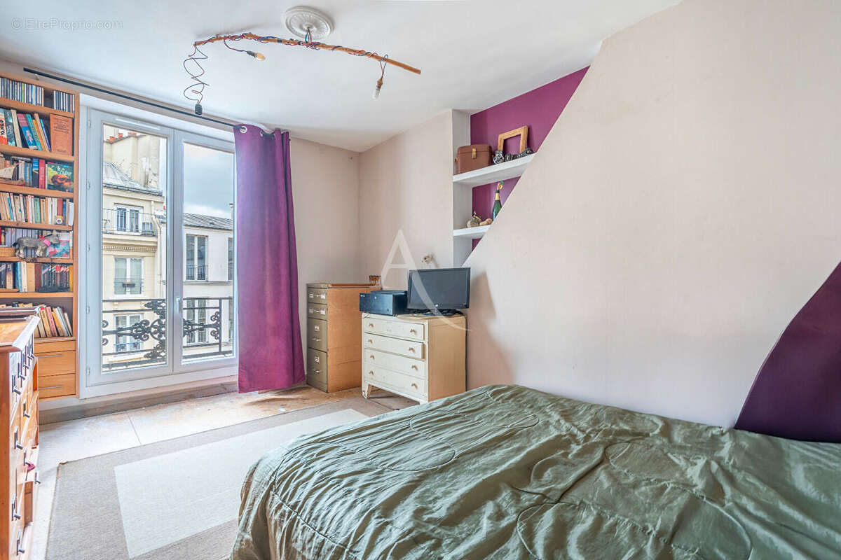 Appartement à PARIS-10E