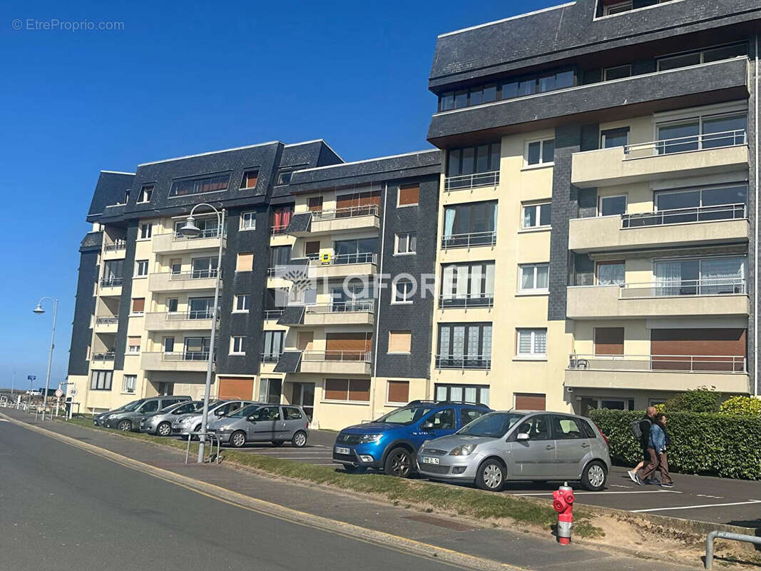 Appartement à COURSEULLES-SUR-MER