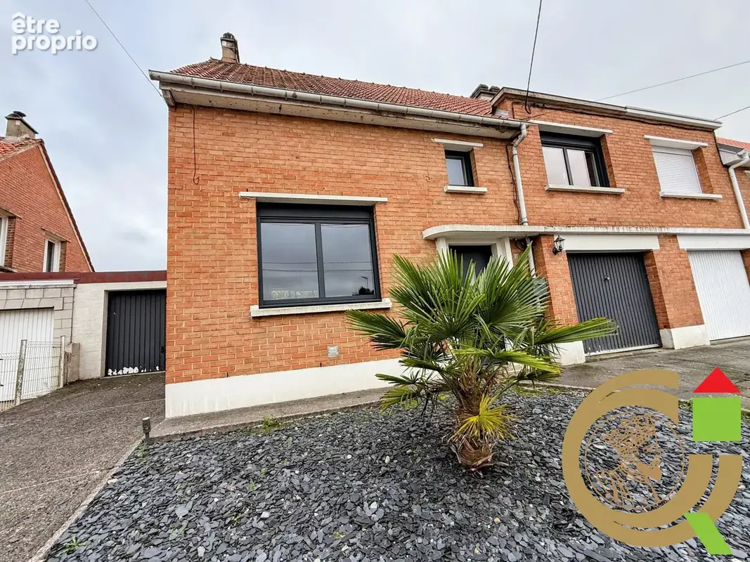 Maison à FRUGES