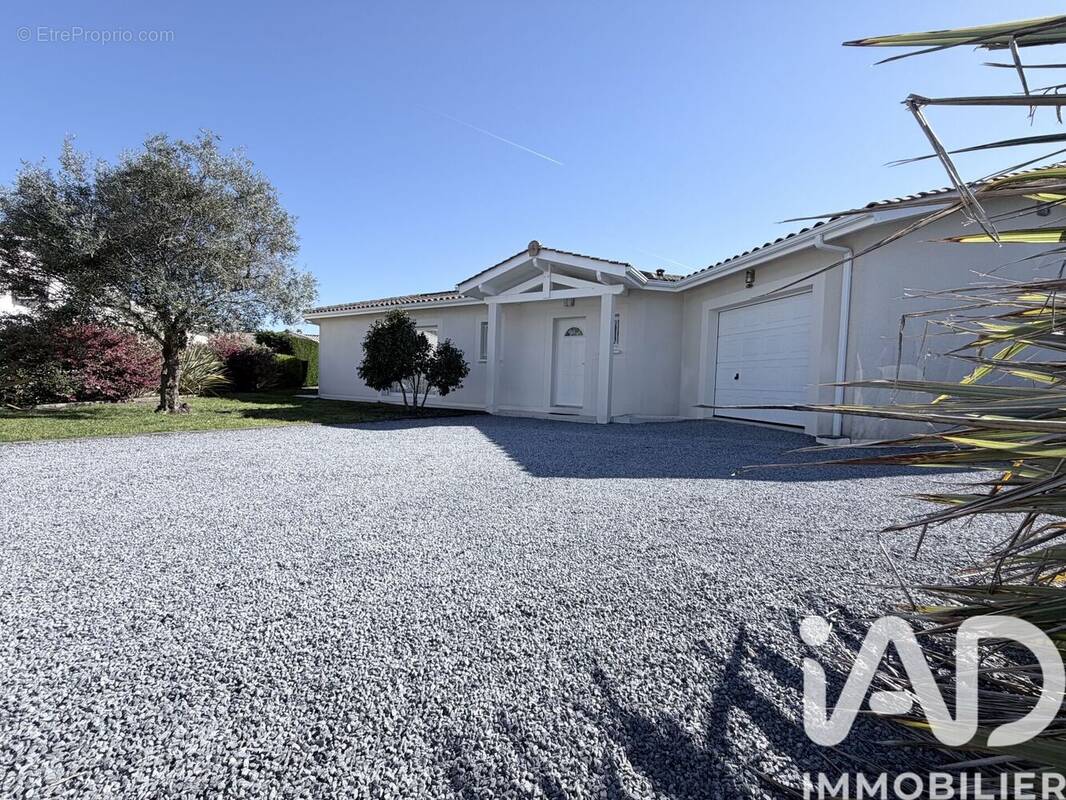 Photo 1 - Maison à MARCHEPRIME