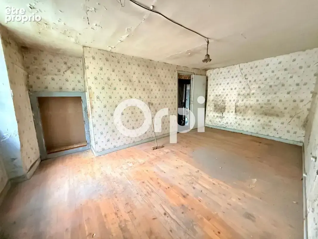 Lumbin Maison de village à rénover entièrement – Fort potentiel – 120 m² habitables – 151 900 € - photo 11