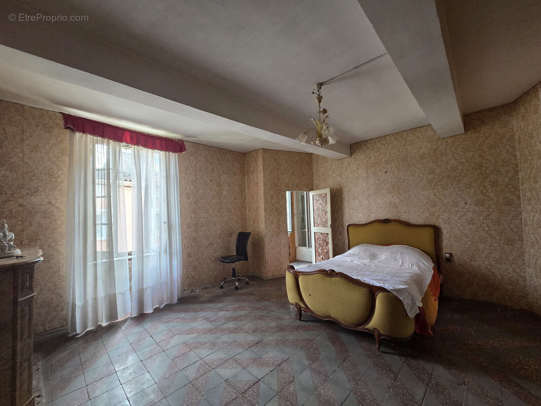 Maison à CAZEDARNES