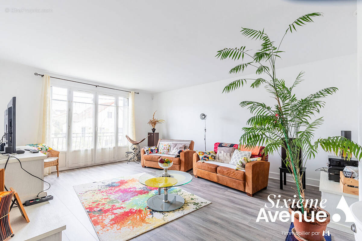 Appartement à SAVIGNY-SUR-ORGE