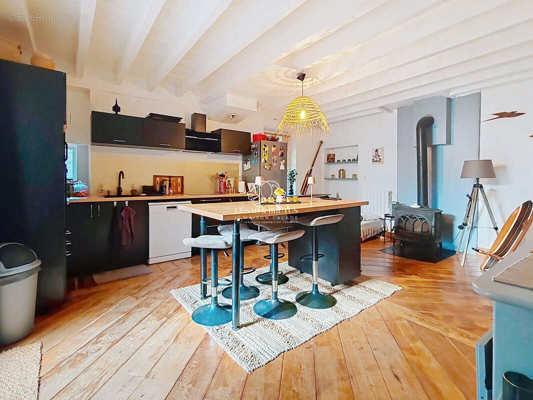 Maison 80 m² à Limas  - photo 2
