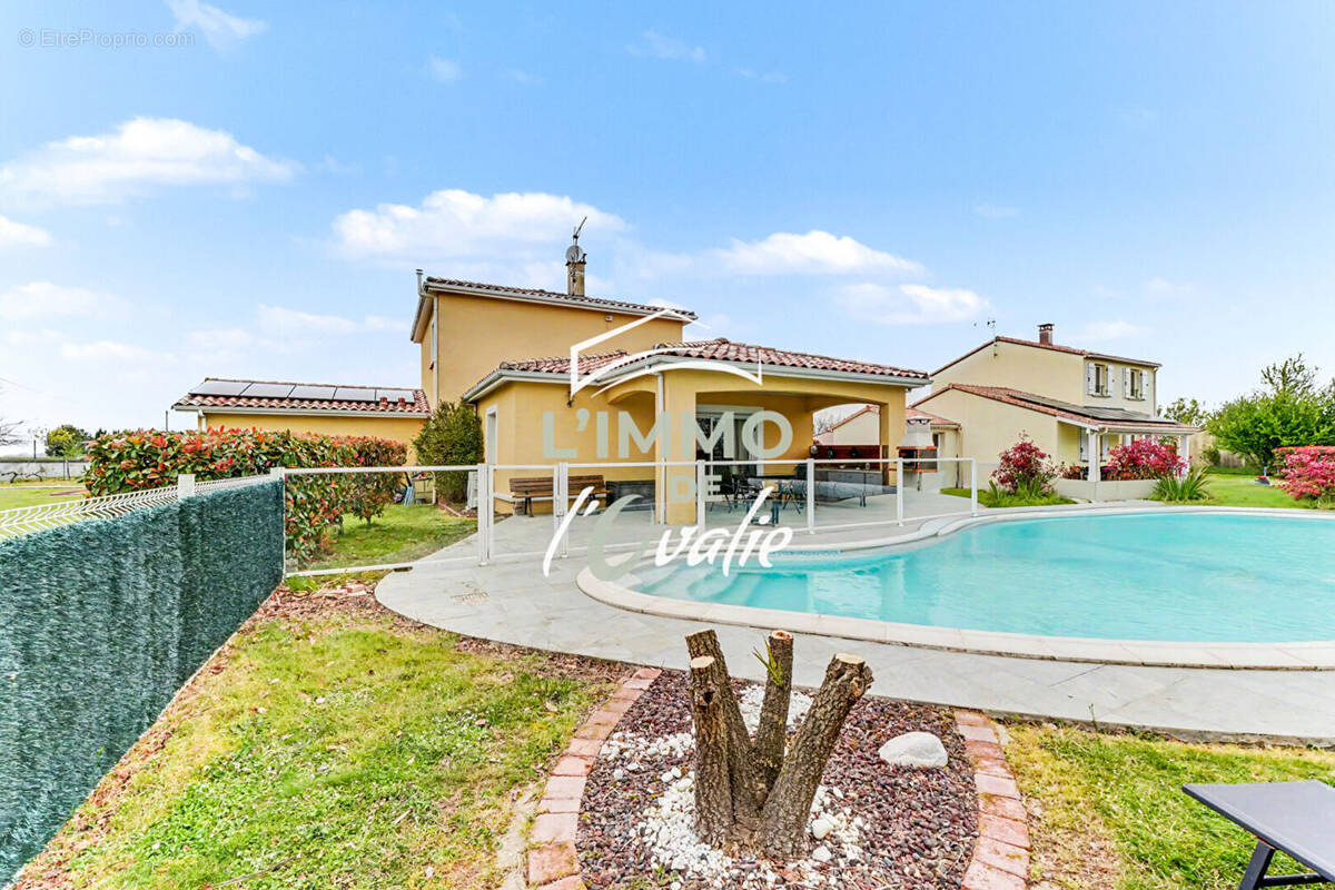 Maison à MONTDURAUSSE