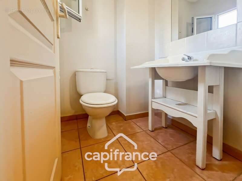Domaine de Pont royal, spacieux et lumineux appartement de 40 m2,belle vue, localisé en angle, une chambre,  grande loggia terra - photo 11