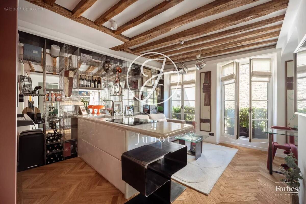 Appartement à PARIS-5E