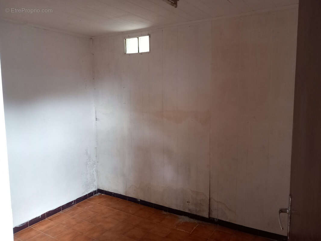 Maison 143 m² à Saint-Leu  - photo 8
