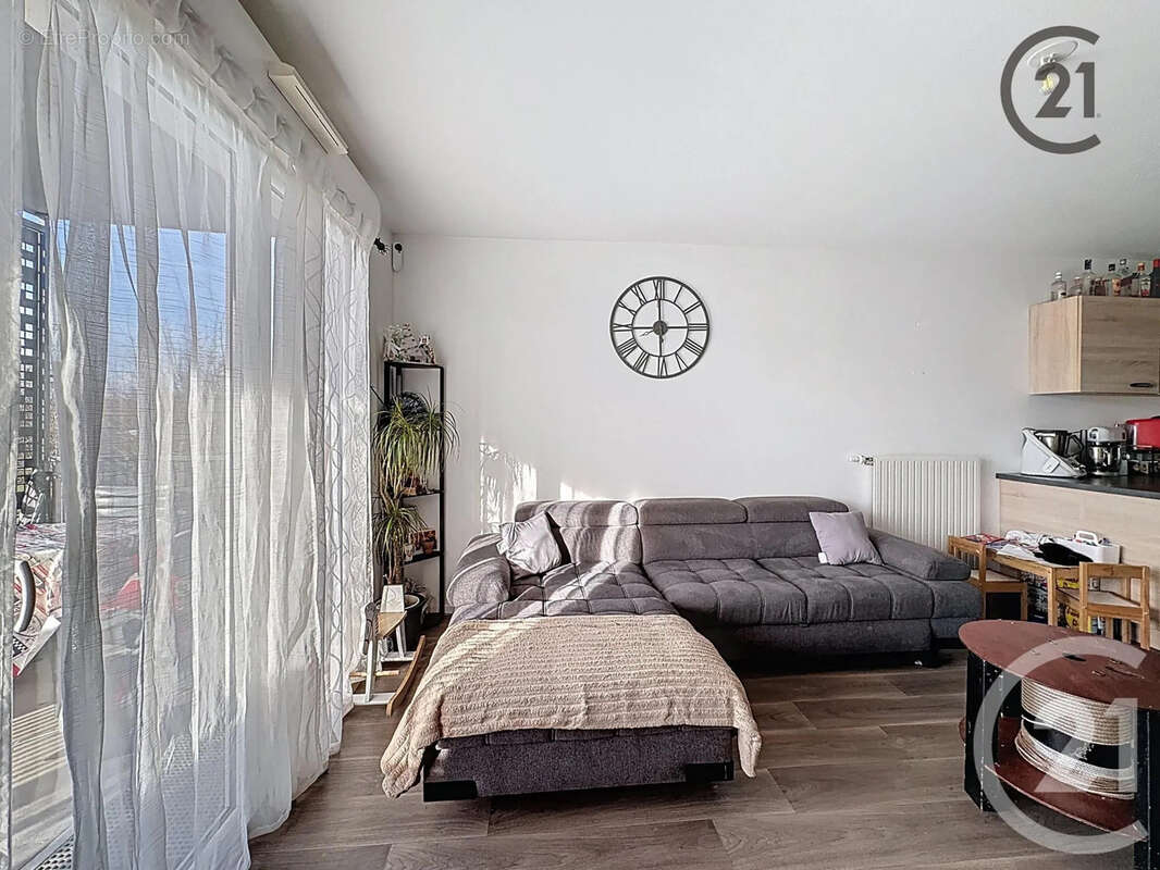 Appartement à LIEUSAINT