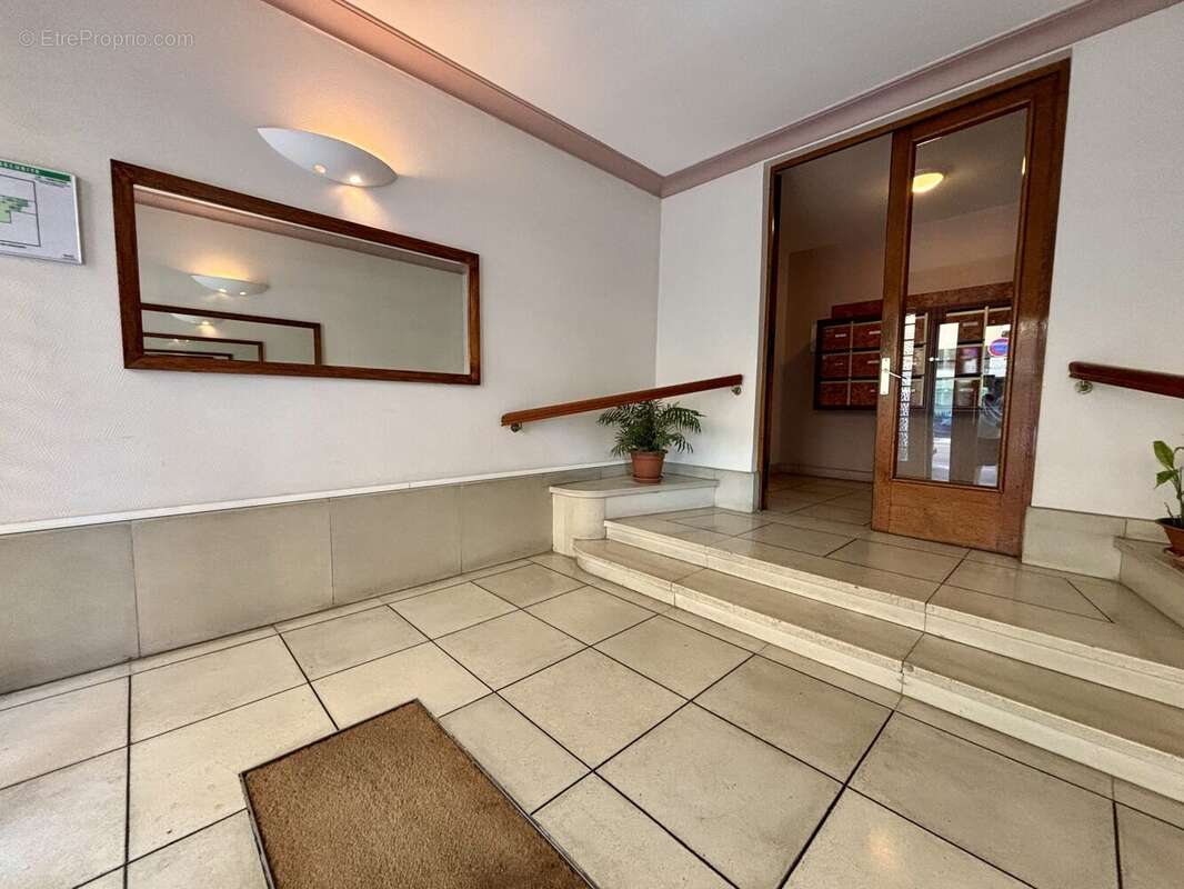 Appartement 62 m² à Romans-Sur-Isere  - photo 7