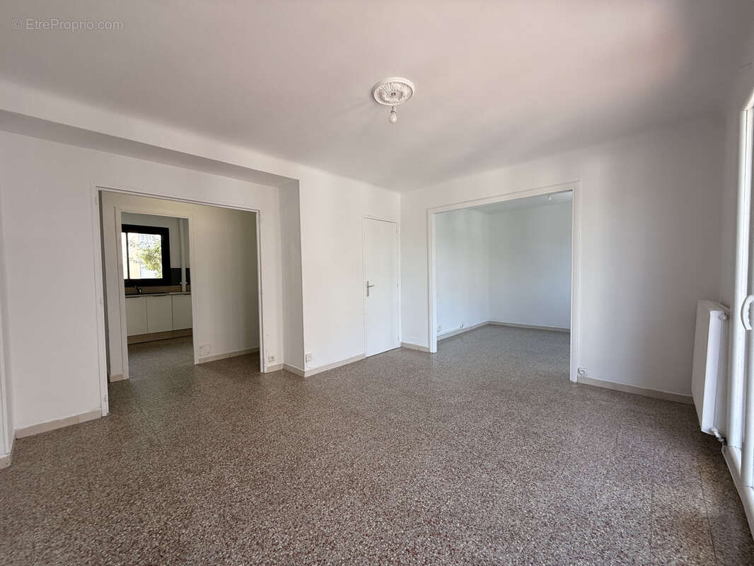 Appartement à NIMES