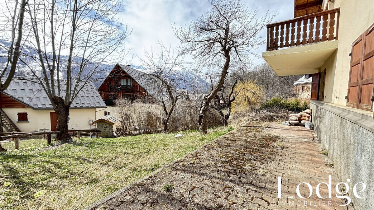 Appartement à SAINT-CHAFFREY