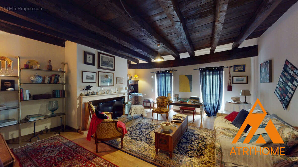 Maison à MUR-DE-BARREZ